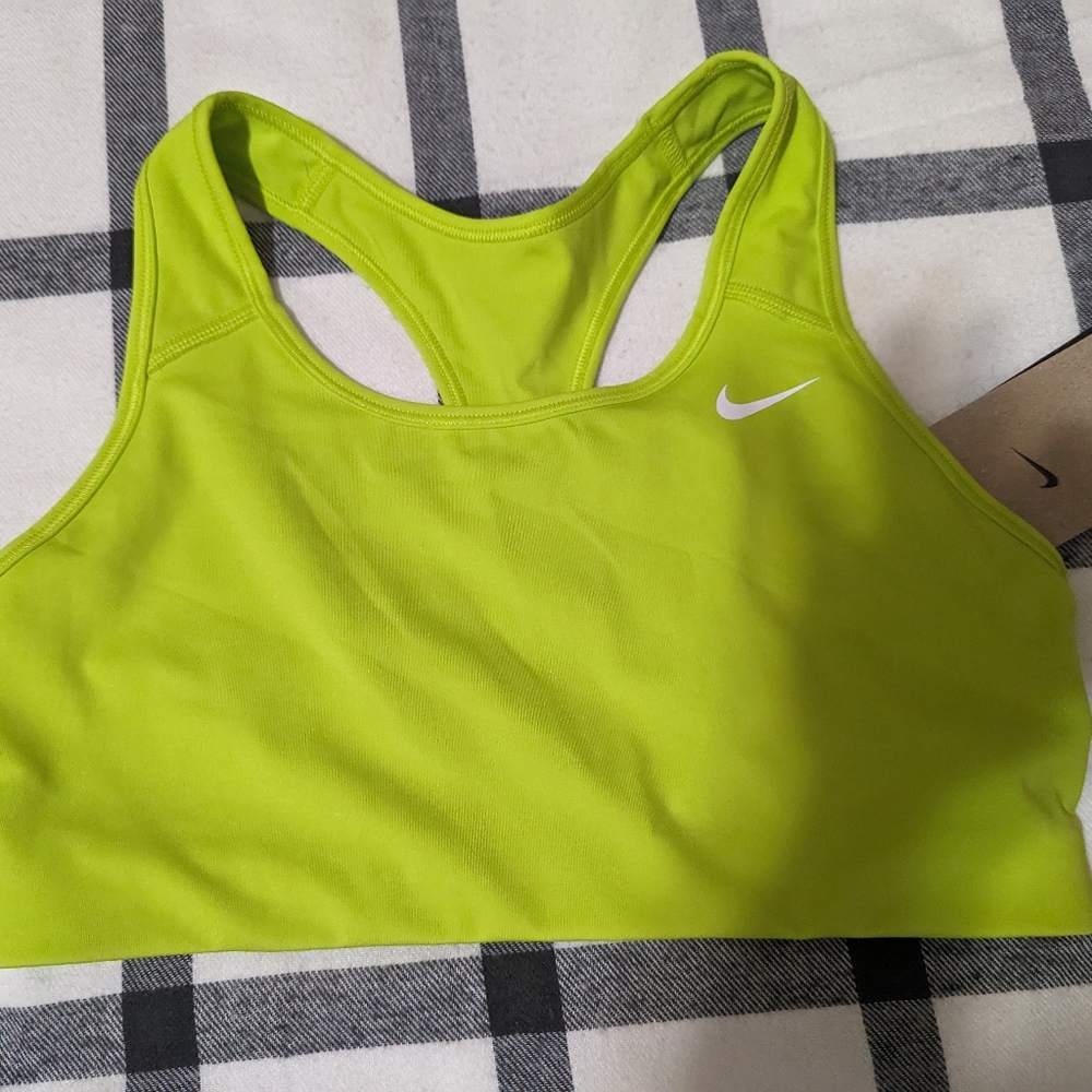 NIKE Swoosh Sport Bra | size Medium| color Lime/green